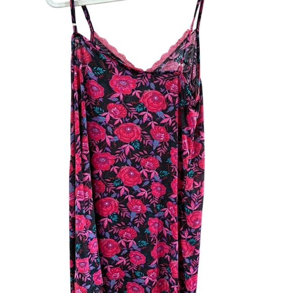 Carol Rose Black and Pink Floral Pajama Set - Picture 6 of 10